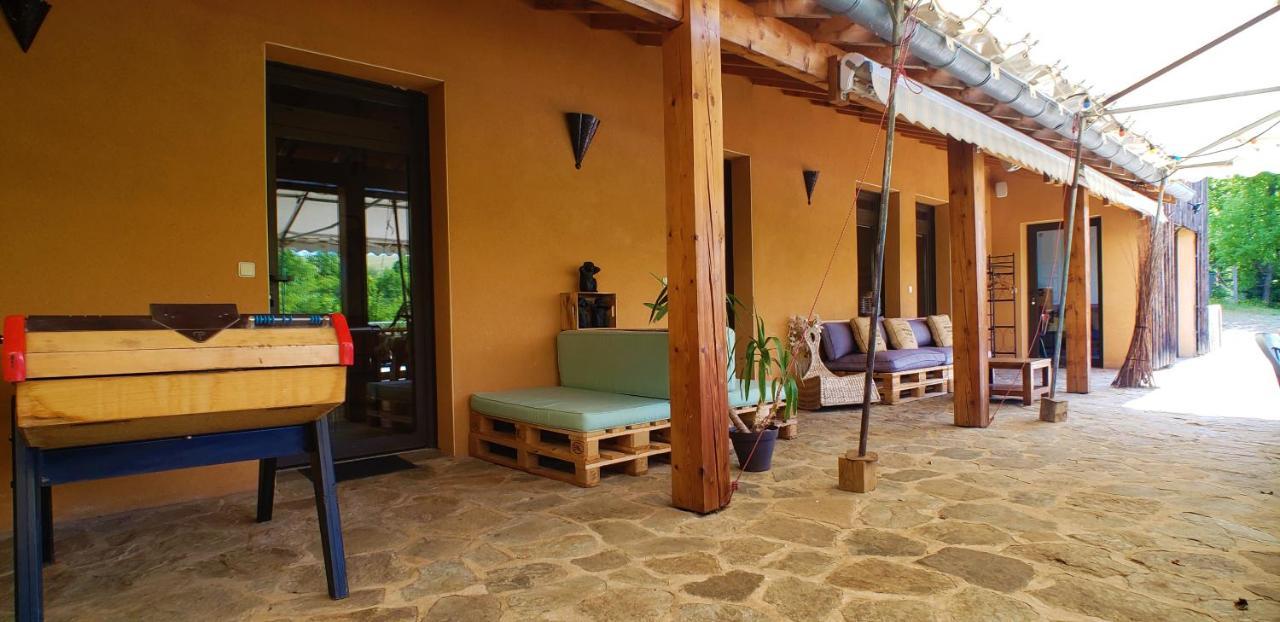 Gite De Cayssie Verrieres  Exterior foto